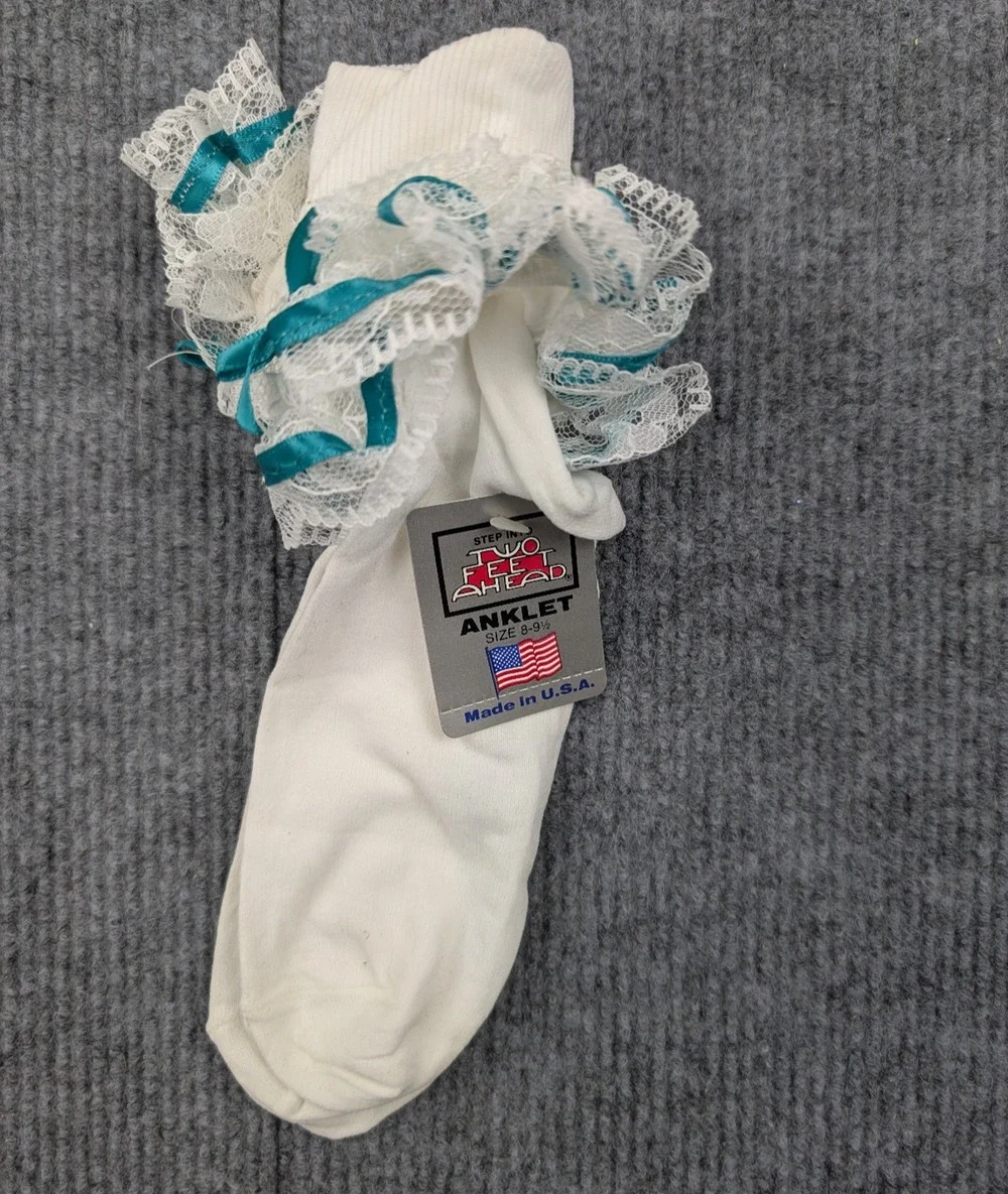 Vintage Nylon Ankle Socks Womens 8-9.5 Coquette Ruffle Church Lace 90s Dainty